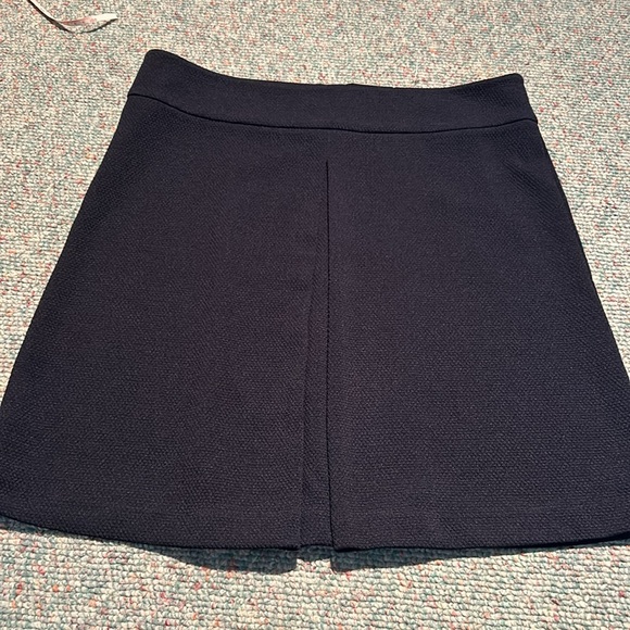 NWT 89th&Madison Navy Skirt size Large - Picture 6 of 9